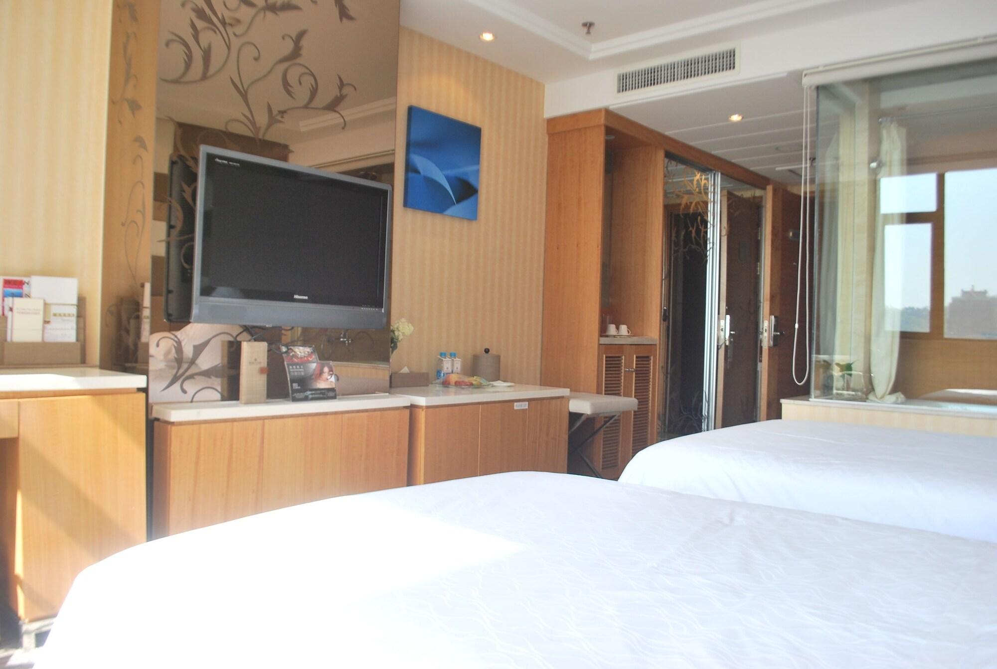 The Center Hotel Weihai Zewnętrze zdjęcie