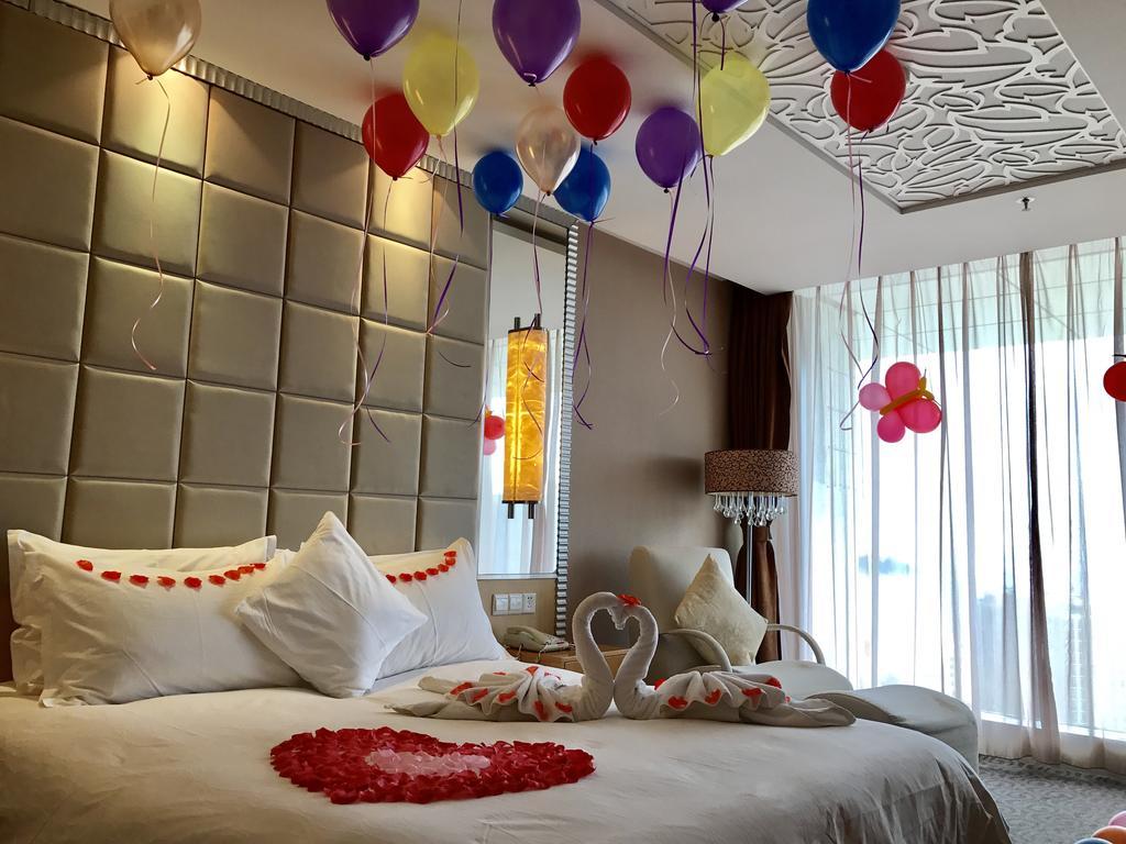 The Center Hotel Weihai Zewnętrze zdjęcie