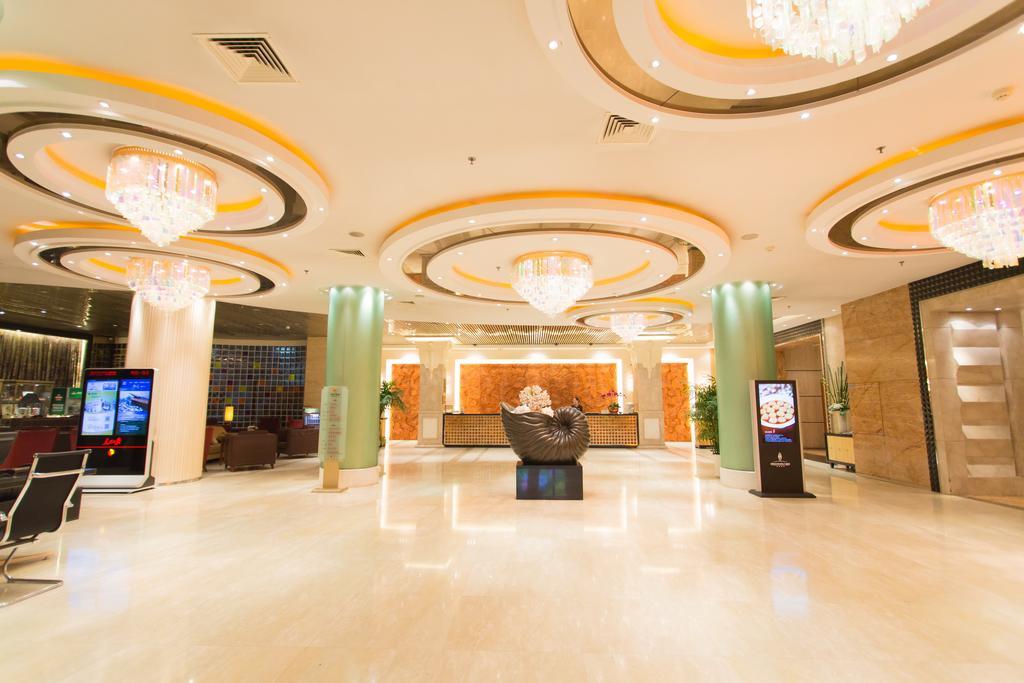 The Center Hotel Weihai Zewnętrze zdjęcie