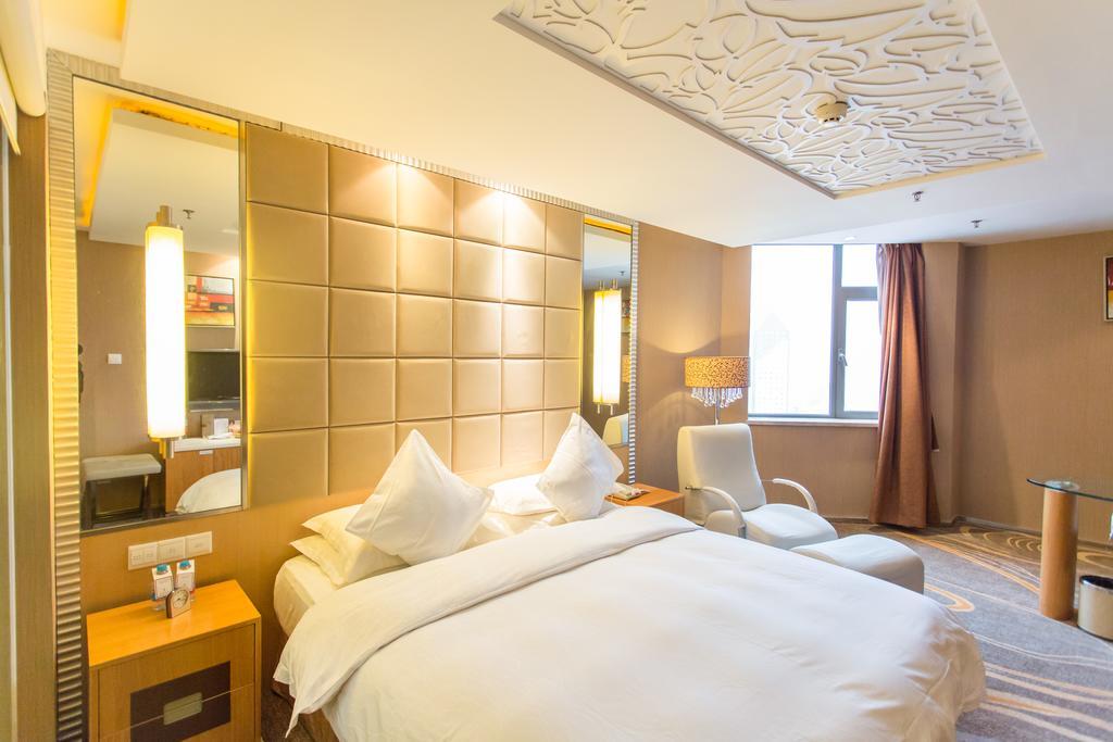 The Center Hotel Weihai Zewnętrze zdjęcie