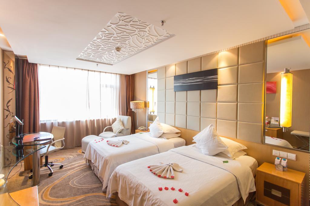 The Center Hotel Weihai Zewnętrze zdjęcie